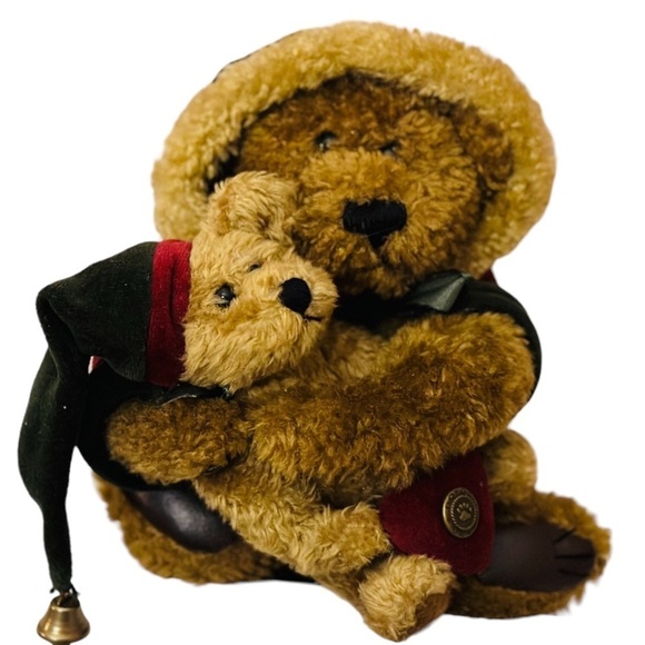 Vintage Plush Christmas Boyd Bear Papa and Noelle Set - Picture 1 of 12